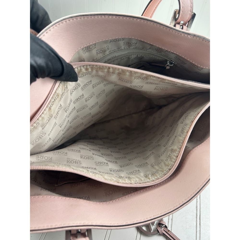 Michael Kors Vintage Pink Jet Set Saffiano Leather Multifunction Shoulder Bag - Picture 6 of 14